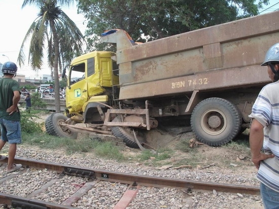 Thông tin tai nạn giao thông cập nhật ngày 7- 9