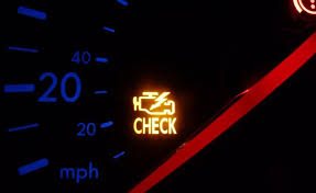 Đèn check-engine sáng do những nguyên nhân nào?